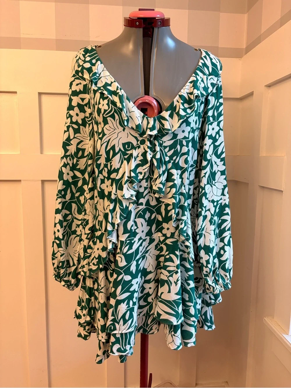 Free People Green & White Floral Tiered V-Neck Mini Dress XS - Picture 6 of 11